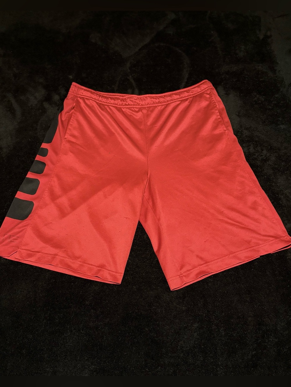 Nike dri-fit Elite red athletic shorts size men’s XL 10” inseam